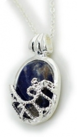 The Vampire Diaries - ketting met blauw steen