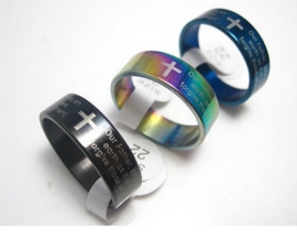 Regenboogkleurige stalen ring met Pater Noster gebed (Engels)