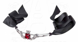 Alchemy Gothic Keltische Vampieren ketting Claddagh by Night -