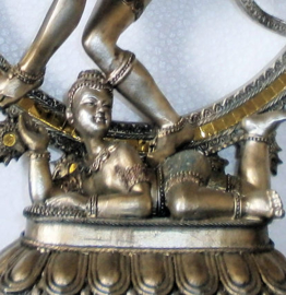 Shiva Nataraj dansend in ring van vuur zilverkleurig beeld 33 cm hoog