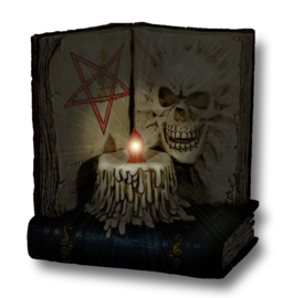 Beeld magisch boek met pentagram, doodskop en led kaars - 16 h x 19 b cm