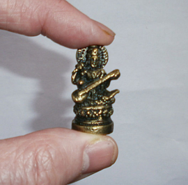 Minibeeld messing Saraswati 3.5 cm hoog