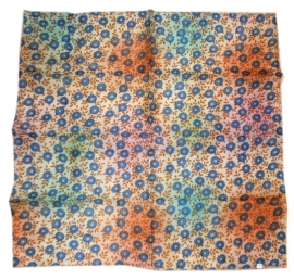 Indiase zijden sjaal met bloemetjes dessin 66 x 66 cm 10