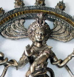 Shiva Nataraj dansend in ring van vuur zilverkleurig beeld 33 cm hoog