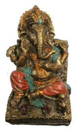 Bronskleurige Ganesha op podium met rode broek 7 cm hoog