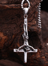 Christus omgekeerd crusifix Satanische ketting zilverkleurig 316 titanium staal - 6 x 2.5 cm