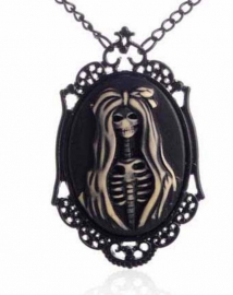 Gothic horror steampunk camee ketting skelet met lange haren