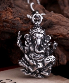 Ganesha ketting 316 titanium staal - 5.5 x 3 cm