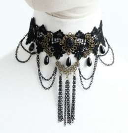 Zwarte Gothic kanten choker met zwarte cabochons en hartjes met vleugels