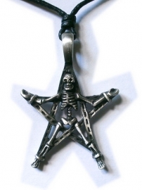 Pewter hanger skelet op pentagram