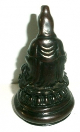 Quan Yin donker resin 12 cm