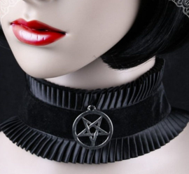 Fantasmagoria Witchcraft choker zwart met pentatgram