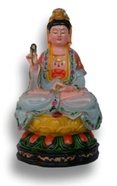 Quan Yin zittend - 17 cm hoog