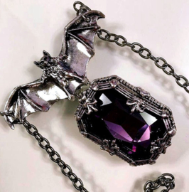 Restyle vleermuis ketting - Night Whisper - Purple Bat