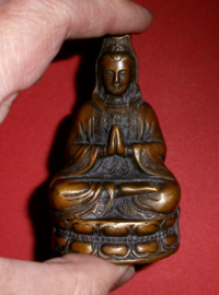 Quan Yin beeld messing 8 cm hoog