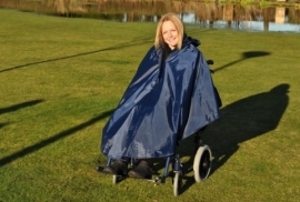 Poncho voor de rolstoel zonder mouwen en ongevoerd, rolstoelkleding - PR34027