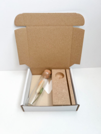 GIFTBOX: BLOEMBUISJE CAMEL