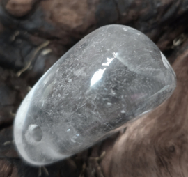 Bergkristal edelsteenhanger geboord +- 3,5 cm