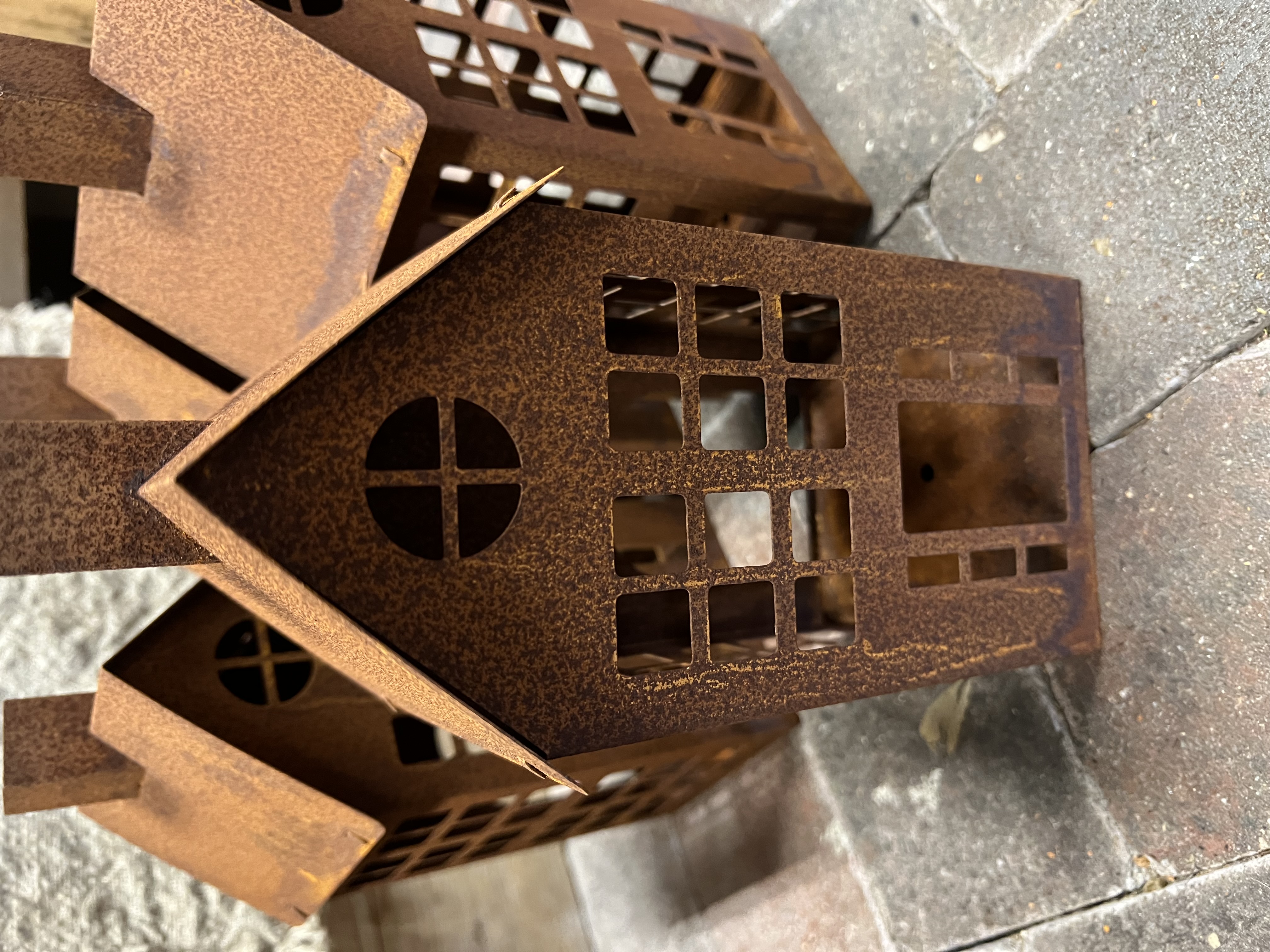 Rusty House Candleholder  >  12 x h 25 cm = S