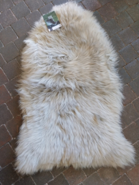 Vacht >   ± 80 cm > Nieuw Zeeland > kleur greice
