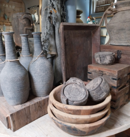 Oud houten schalen van Be Uniq > S