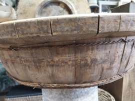 Oud houten Olijfbak - origineel -  Ø 65 cm  > 2)