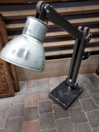 Tafellamp PTMD > Sjors metal studio lamp hoog
