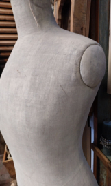 Mooie oude paspop / mannequin op naturel houten poot