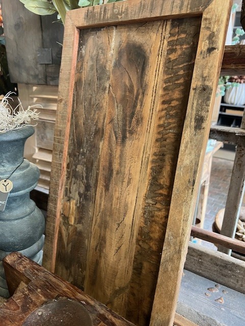 Oud houten dienblad / serveertray > afm 55 x 28 cm