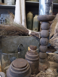 Kandelaar oud hout " Bobbin " > h 42 cm