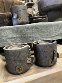 Set of 6 cups in Holder Maj. Brown  d12 x h 12 cm