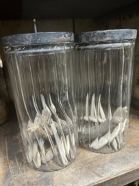 Glass Jar met houten deksel van Be Uniq