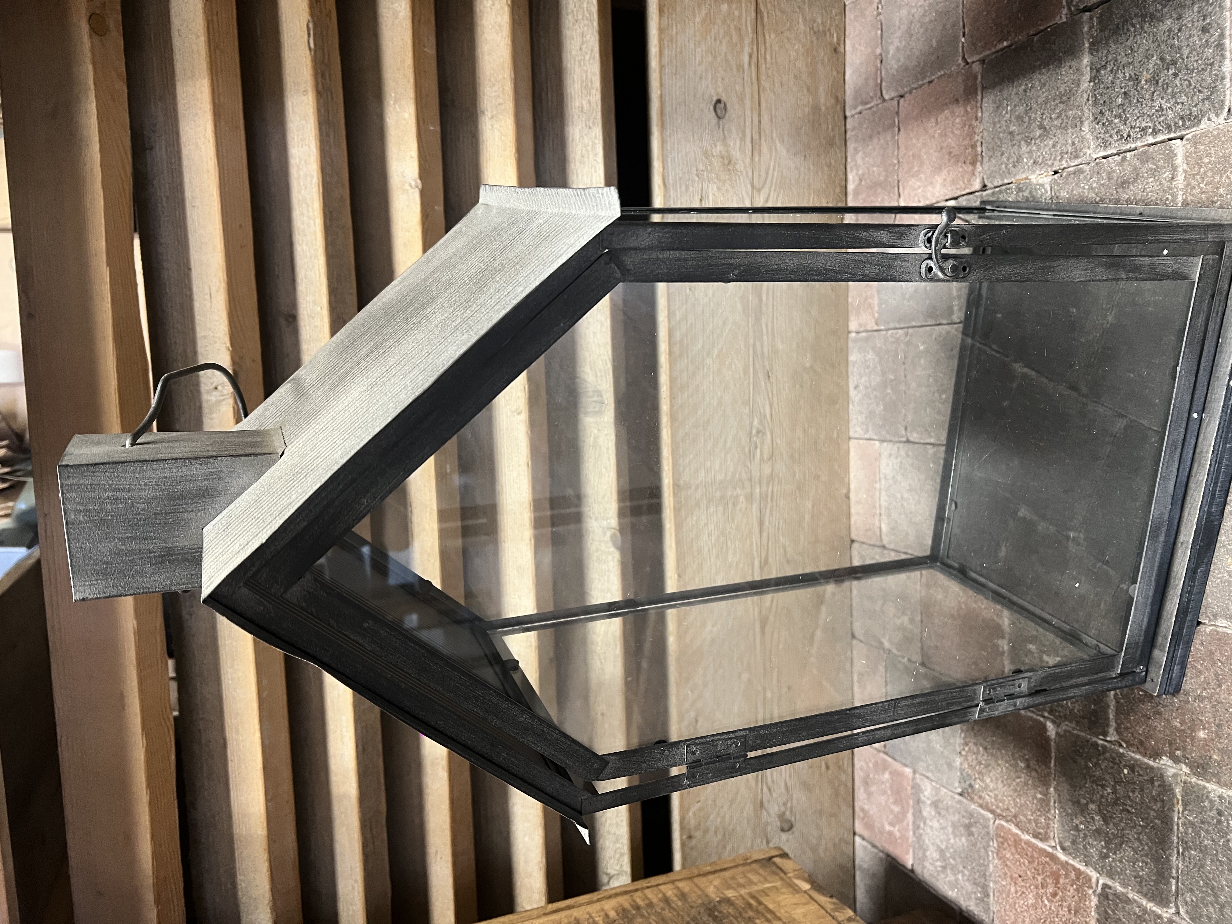 "Huis " metalen windlicht / lantaarn > L > 60x30x22cm