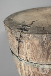 Oud houten hakblok uit China = UNIEK ! afm h 75 x Ø 46 cm