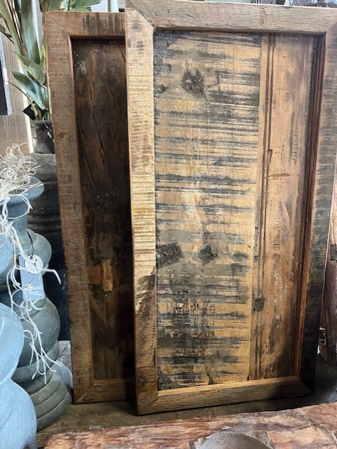 Oud houten dienblad / serveertray > afm 55 x 28 cm