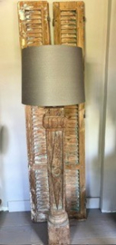 Pilaster vloerlamp-voet (oud & uniek ) h 120 cm