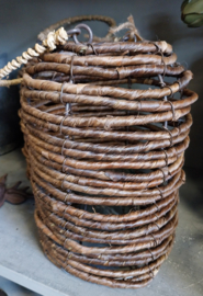 Windlicht van bananenblad met glaasje