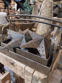 Metalen dienblad met "hengsel "-handgreep > L  h24x26x45cm