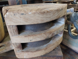 XXL oud katrol > l 45 x d 16 x br 18 cm