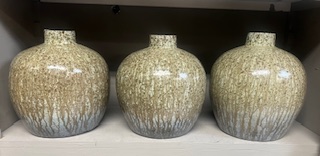 Jade Vase Neck > M   24 x 25 cm