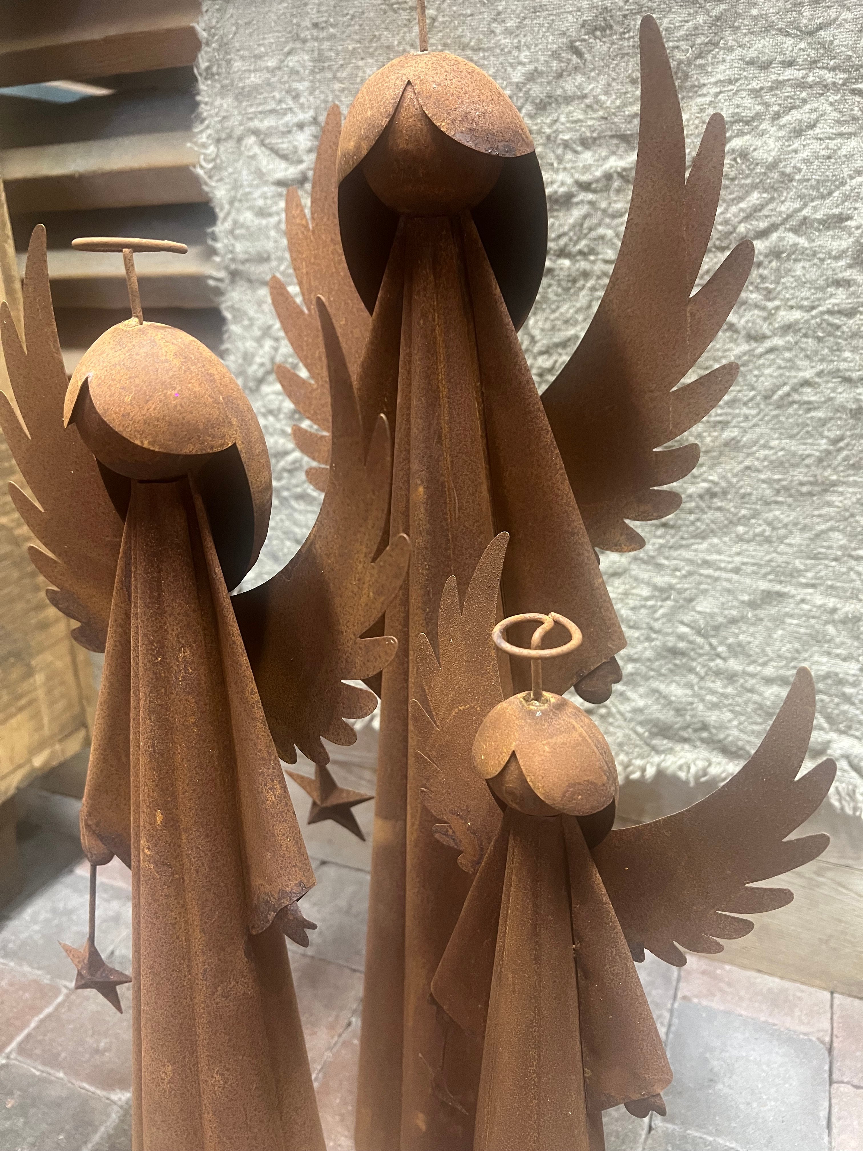 Rusty brown Angel L >  25x15xh60cm