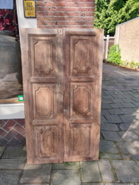 Set/2 Oud houten paneeldeuren > afm h 140 x (2x40) br 80 cm