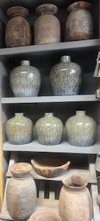 Jade Vase Neck > L  28 x 29 cm