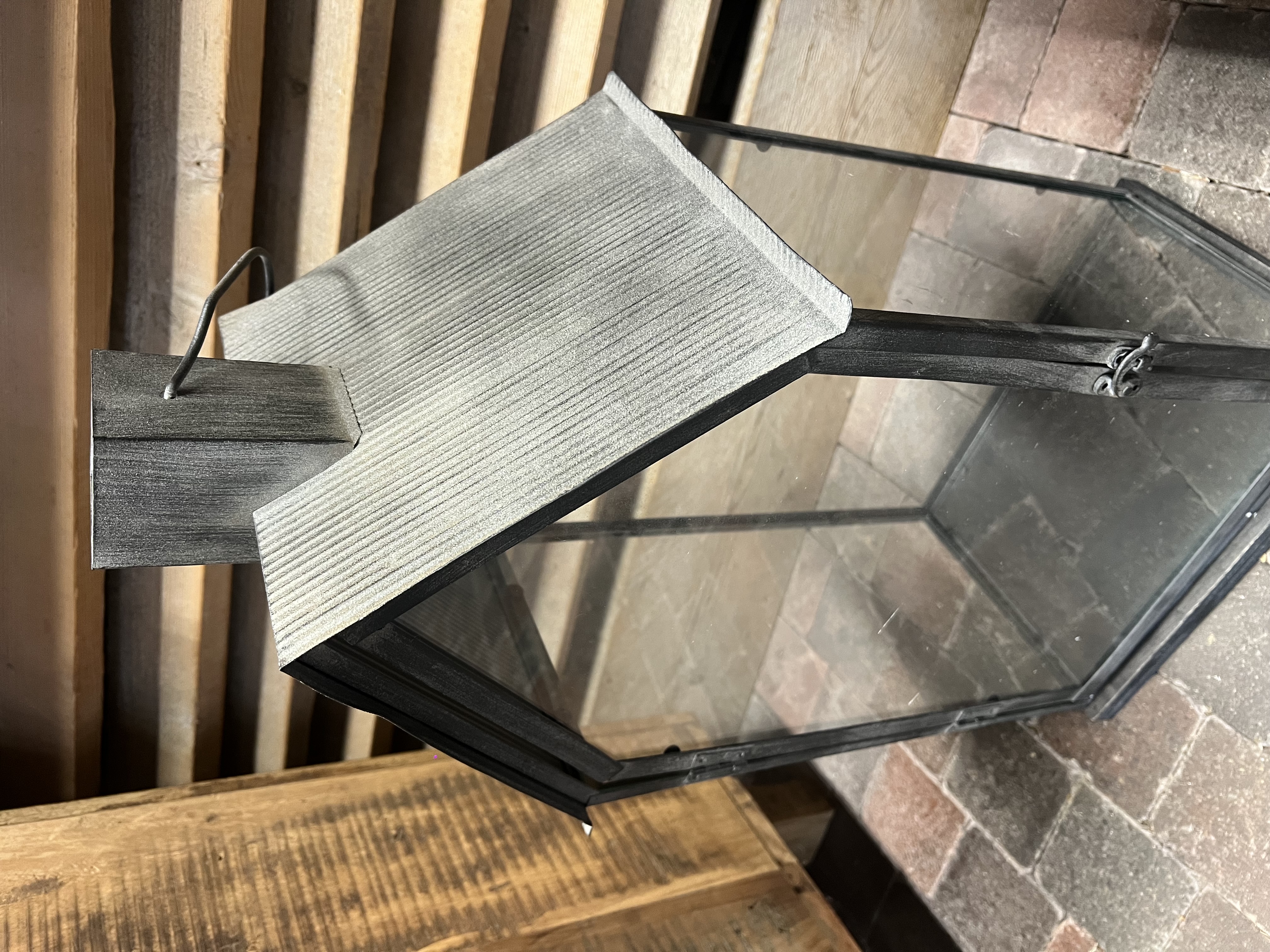 "Huis " metalen windlicht / lantaarn > L > 60x30x22cm
