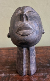 antiek  Afrikaans houten hoofdhonorarium (tribal art sculptuur)