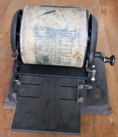 Oude draagbare stencil machine