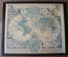 Oude ingelijste Wereldkaart