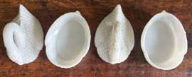 Vintage Vallerysthal Melkglas Zwaan op Nest (Epe)