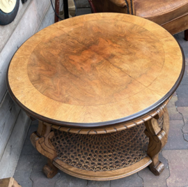 Prachtige Vintage Salontafel – Wortelnoten & Rietwerk (Epe)