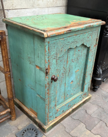 Vintage houten kastje – shabby chic / landelijke stijl (Epe)